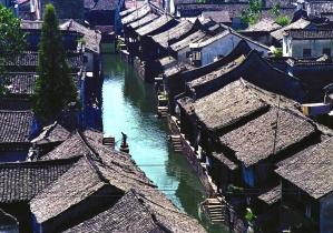 无人的神秘村